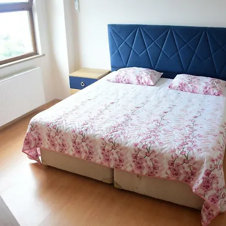 Akustik Apartment